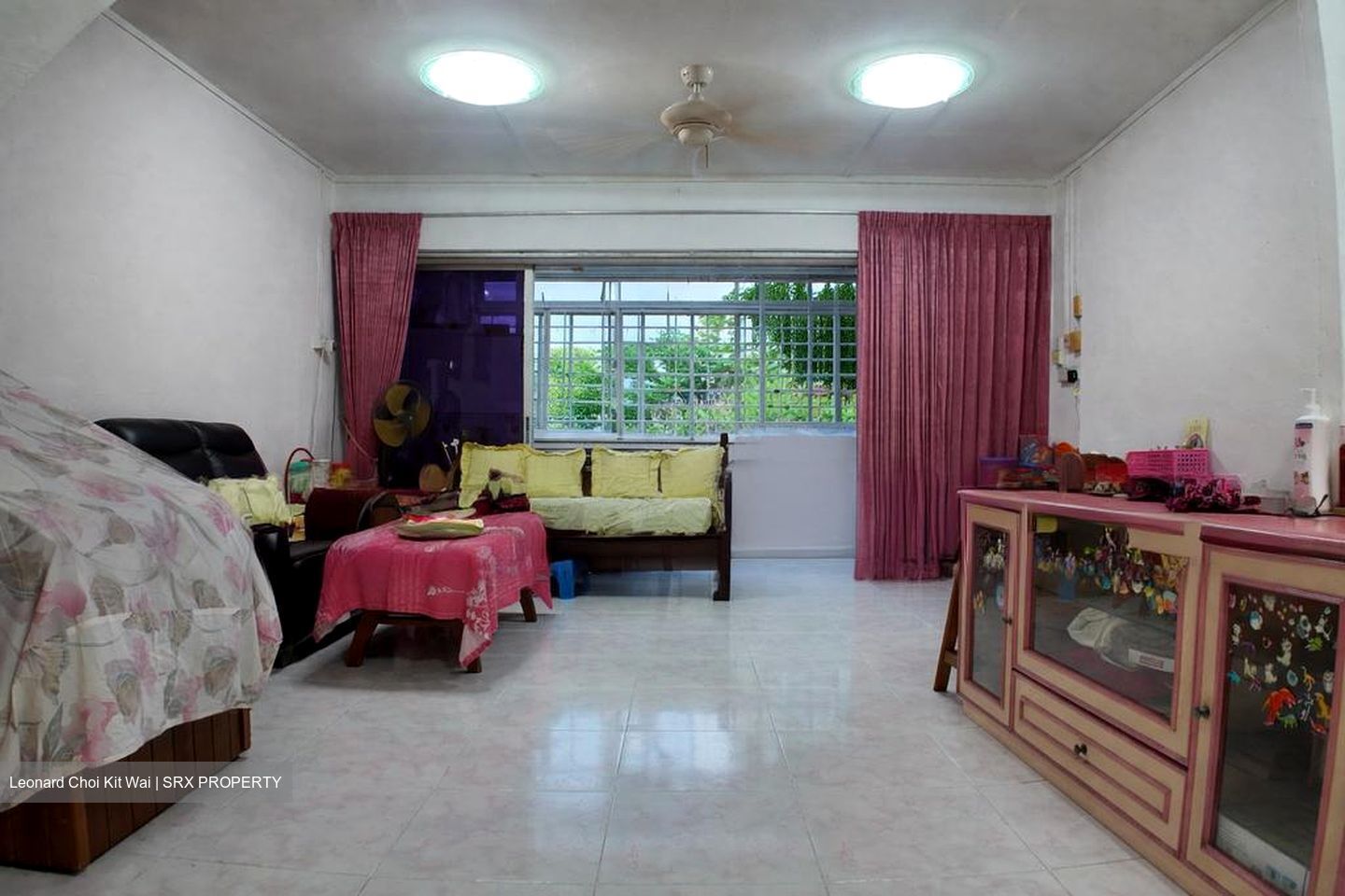 Blk 556 Jurong West Street 42 (Jurong West), HDB Executive #537019841